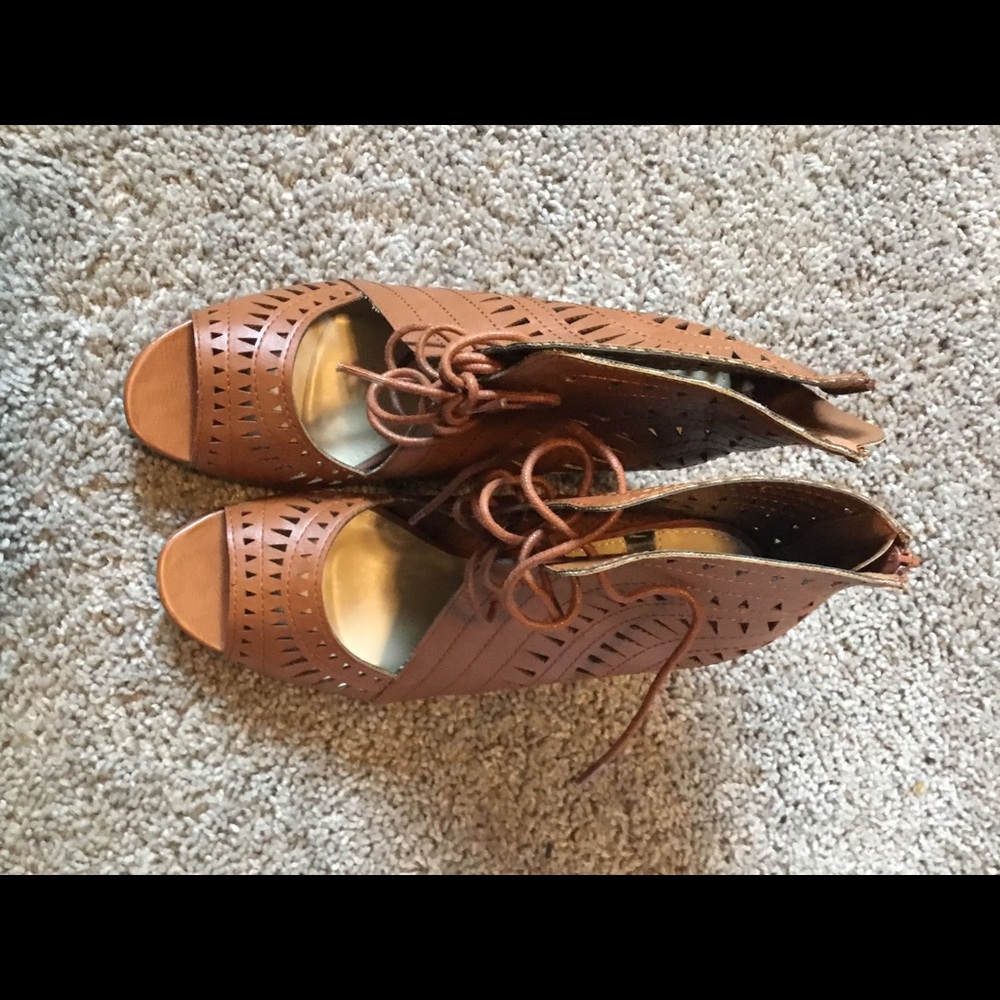 Women wedge shoes